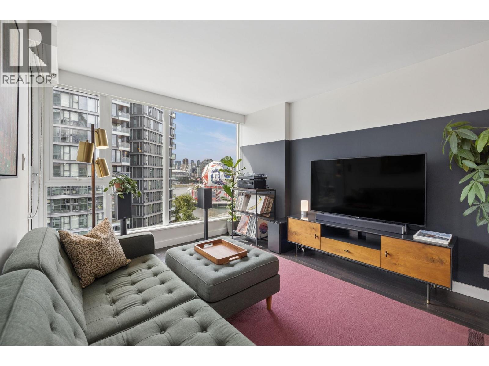 1106 1618 Quebec Street, Vancouver, British Columbia  V6A 0C5 - Photo 2 - R3161255