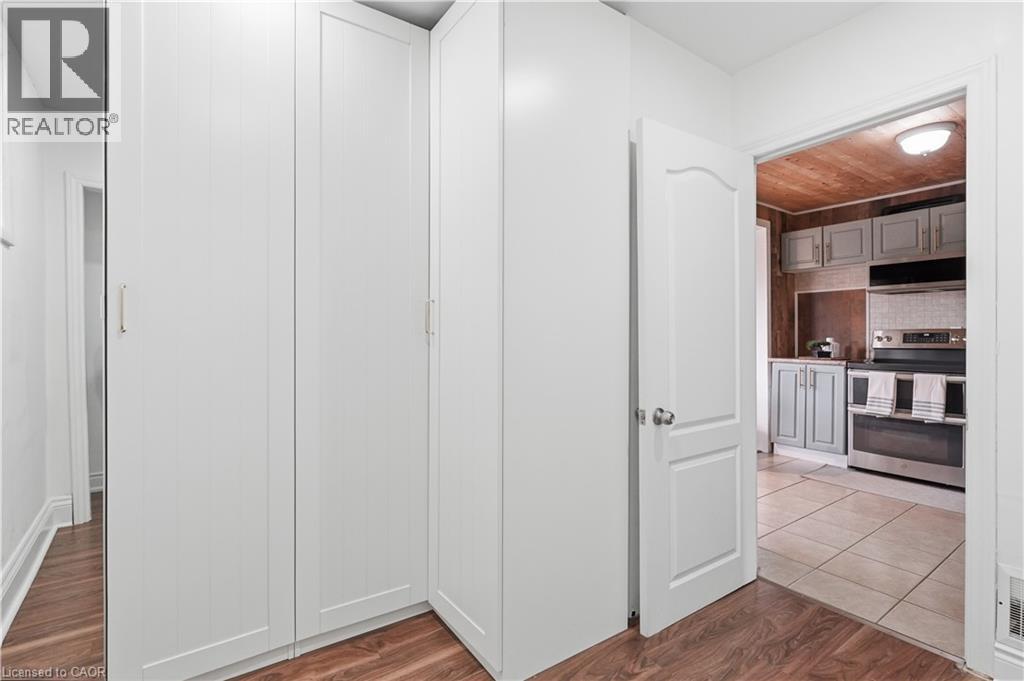 141 Mcanulty Boulevard, Hamilton, Ontario  L8H 3H6 - Photo 17 - 40860311