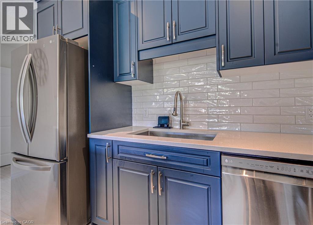 9 Queensbrook Crescent, Cambridge, Ontario  N1S 0E5 - Photo 10 - 40860224