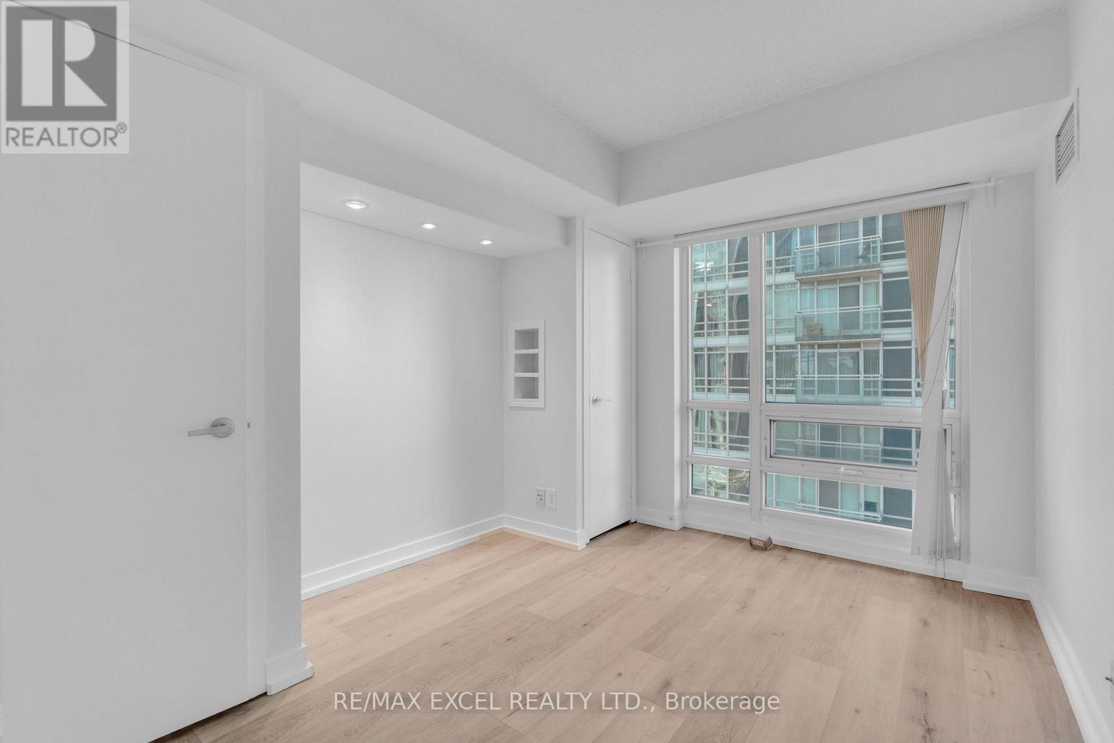 2310 - 397 Front Street W, Toronto, Ontario  M5V 3S1 - Photo 28 - C13741734
