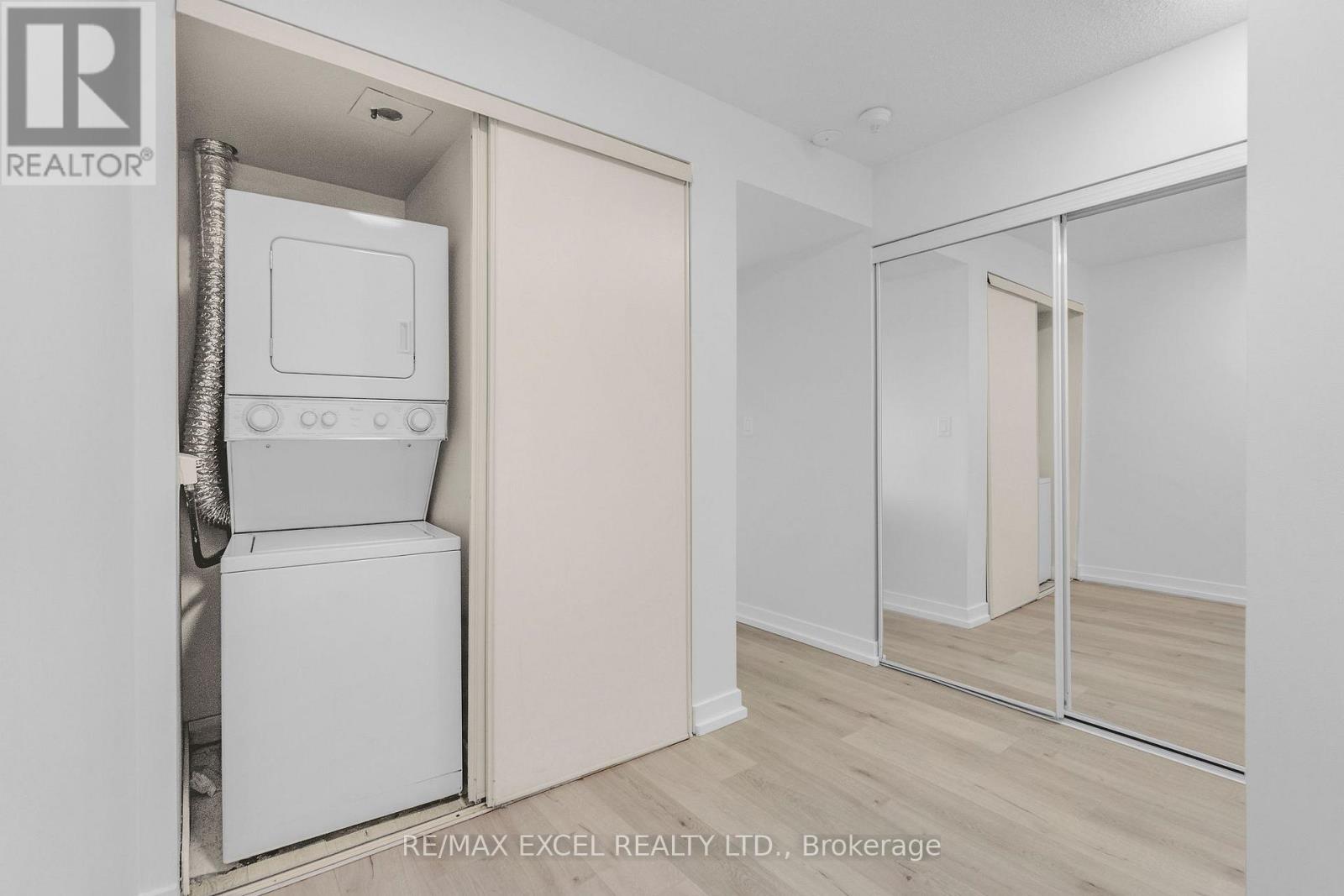 2310 - 397 Front Street W, Toronto, Ontario  M5V 3S1 - Photo 33 - C13741734