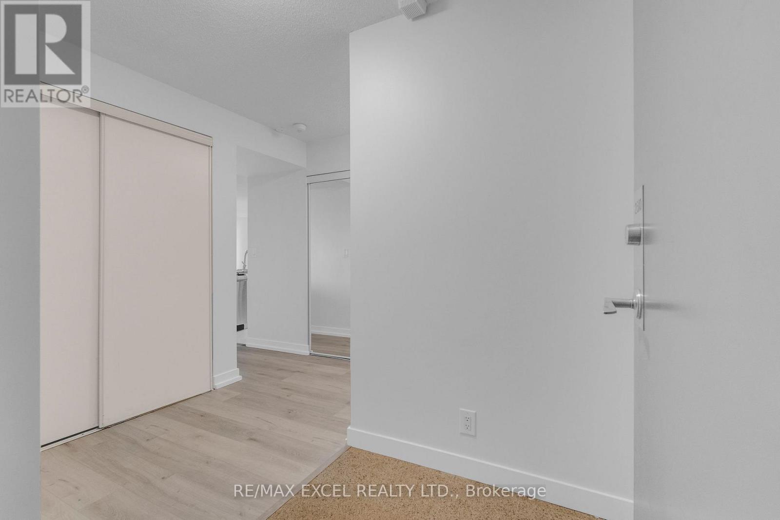 2310 - 397 Front Street W, Toronto, Ontario  M5V 3S1 - Photo 8 - C13741734