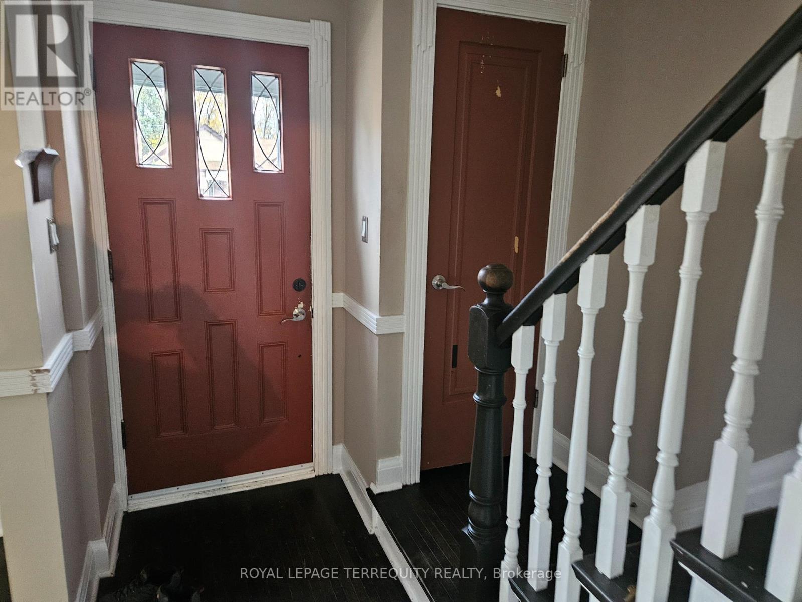 319 Lawrence Avenue W, Toronto, Ontario  M5M 1B5 - Photo 2 - C13741776