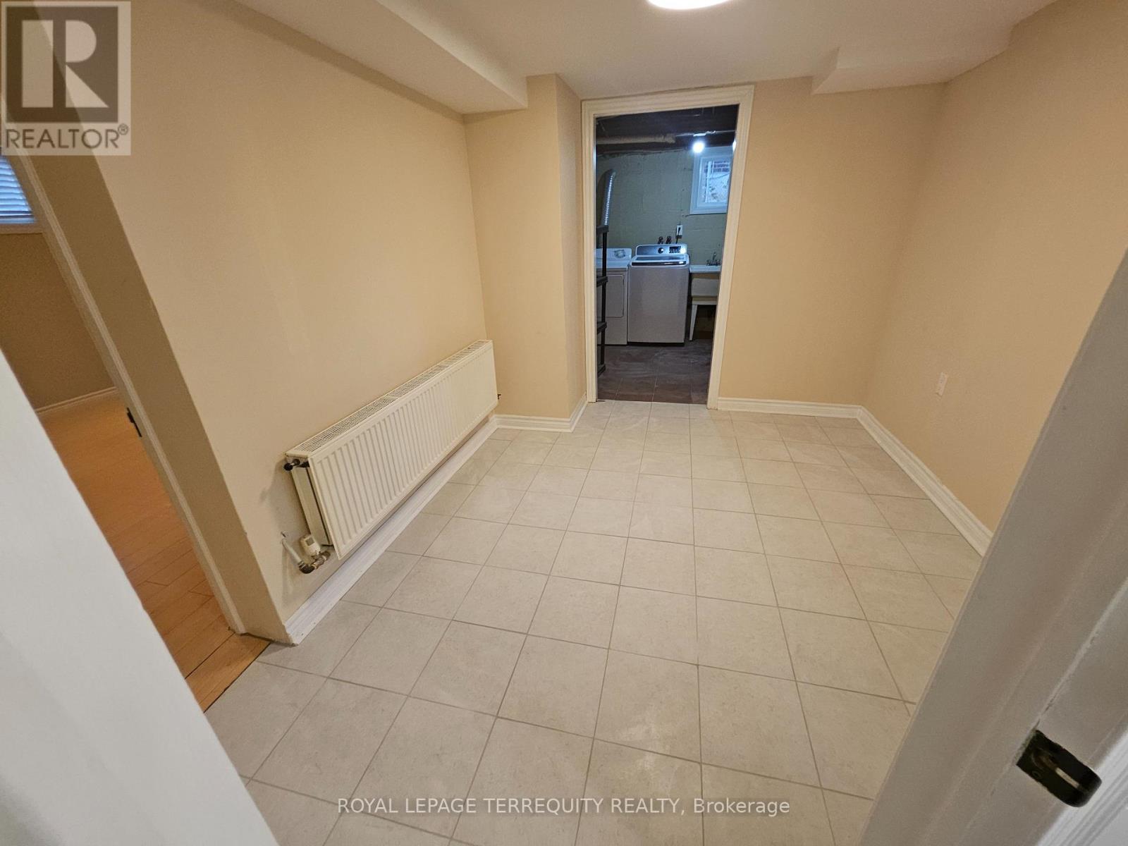 319 Lawrence Avenue W, Toronto, Ontario  M5M 1B5 - Photo 23 - C13741776
