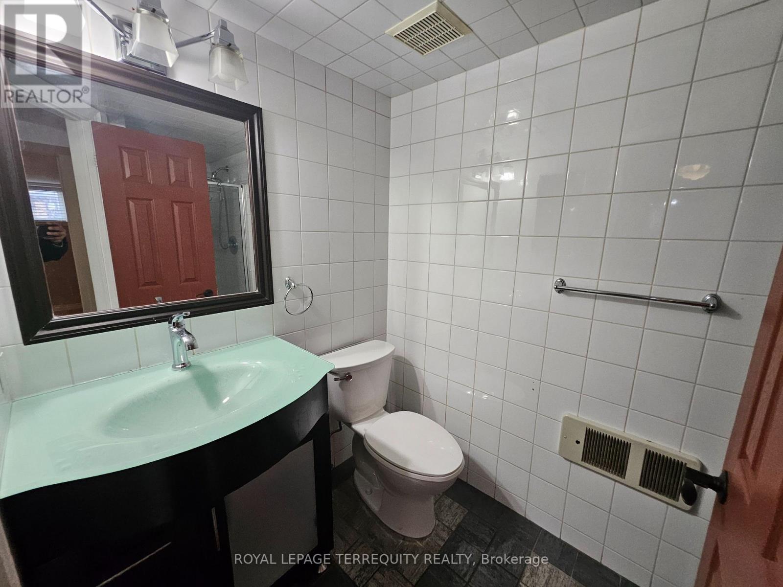 319 Lawrence Avenue W, Toronto, Ontario  M5M 1B5 - Photo 27 - C13741776