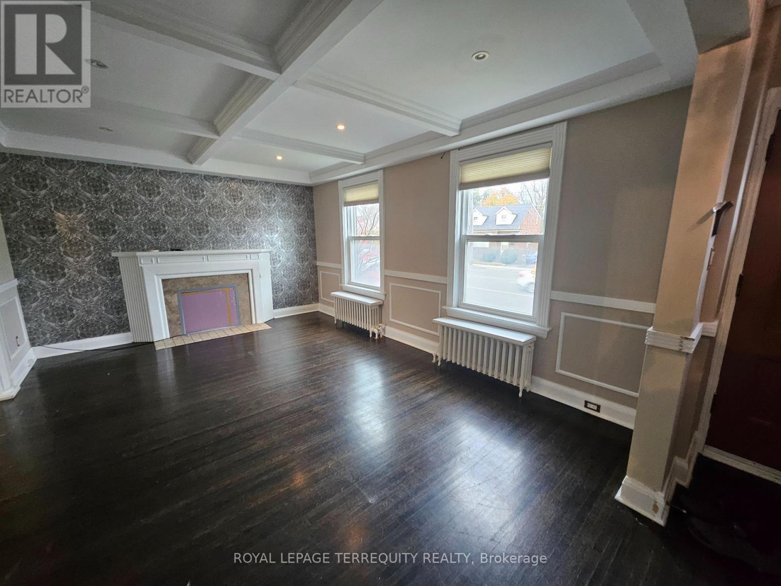 319 Lawrence Avenue W, Toronto, Ontario  M5M 1B5 - Photo 3 - C13741776