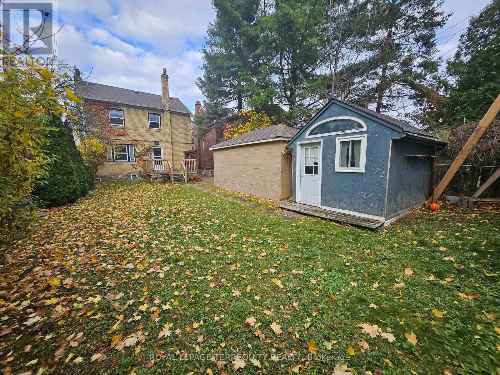 319 Lawrence Avenue W, Toronto, Ontario  M5M 1B5 - Photo 34 - C13741776
