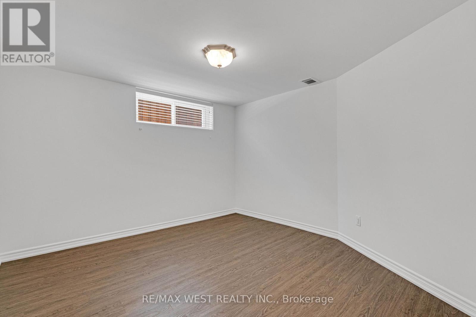 177 Searle Avenue, Toronto, Ontario  M3H 4B5 - Photo 11 - C13741840