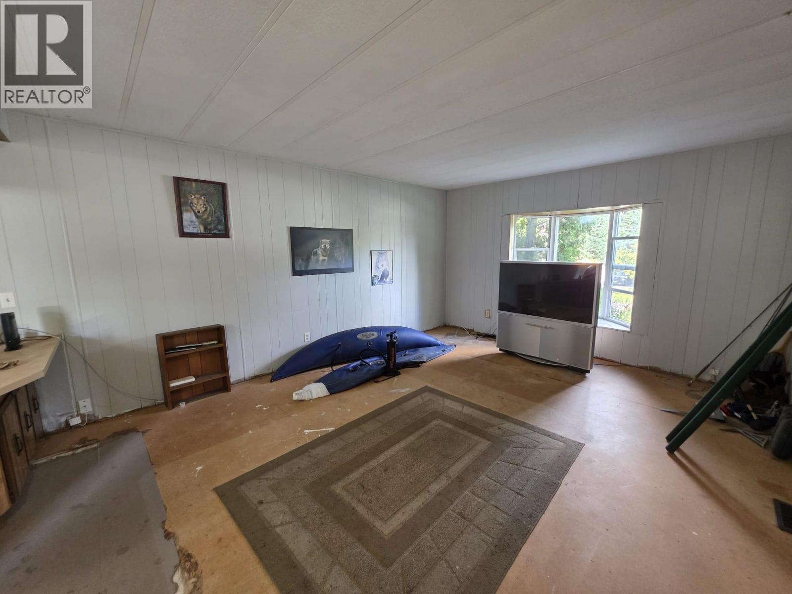 7729 Emerald Drive, Prince George, British Columbia  V2K 4A6 - Photo 4 - R3161131