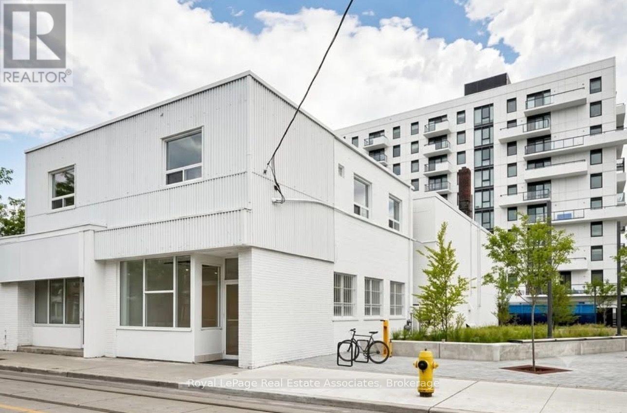 1597 Queen Street E, Toronto, Ontario  M4L 1E5 - Photo 4 - E13741836