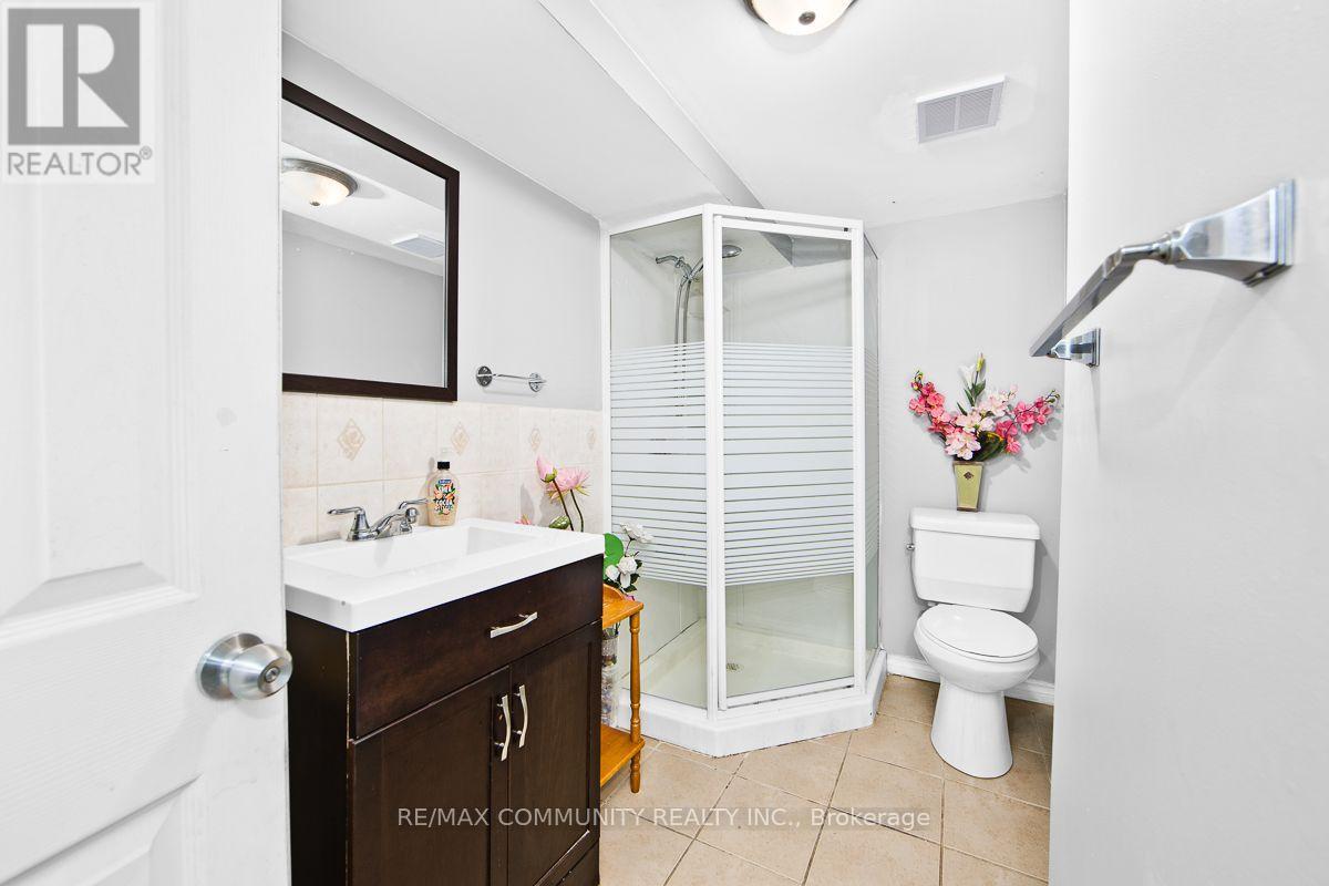 30 Stanbridge Court, Toronto, Ontario  M1B 2S5 - Photo 17 - E13741858