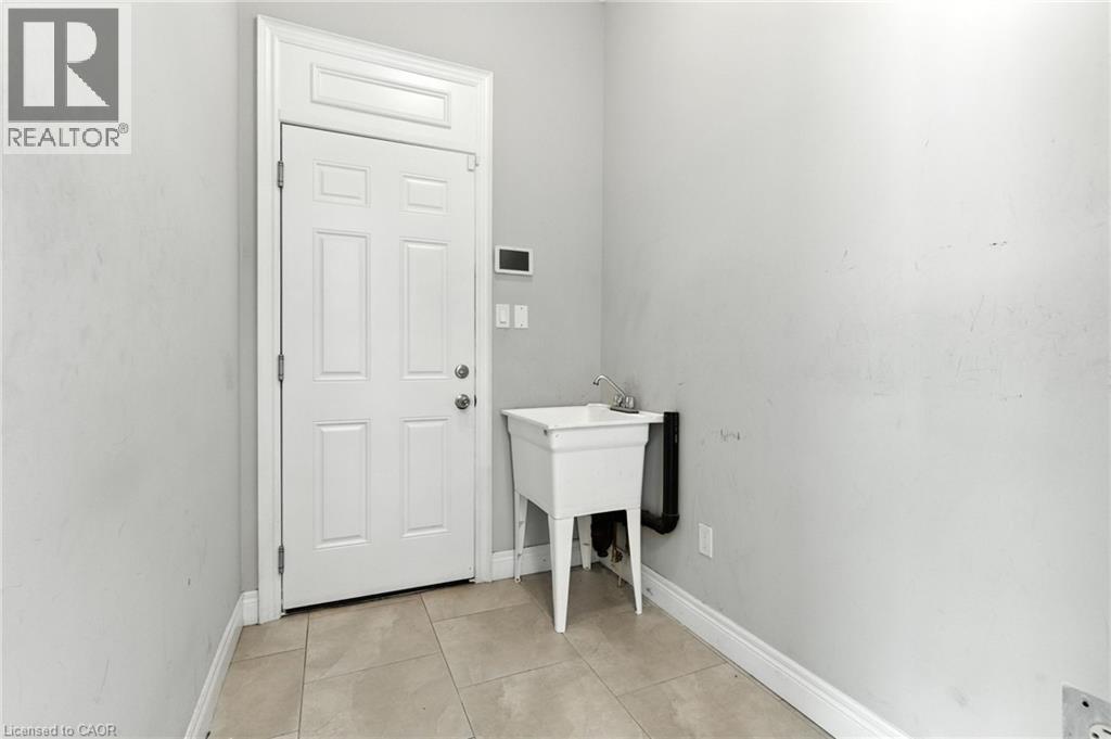 43 Riesling Court, Hamilton, Ontario  L8G 0B4 - Photo 16 - 40823182