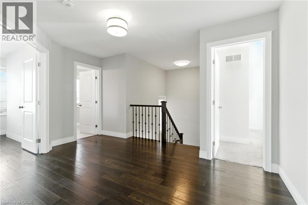 43 Riesling Court, Hamilton, Ontario  L8G 0B4 - Photo 17 - 40823182