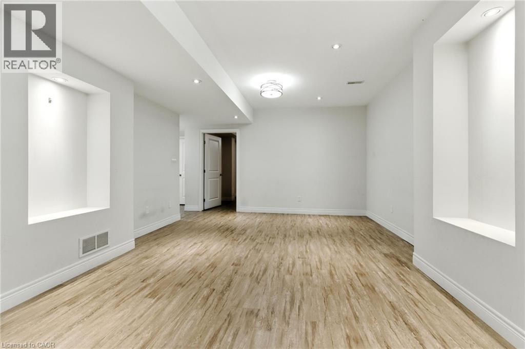 43 Riesling Court, Hamilton, Ontario  L8G 0B4 - Photo 36 - 40823182