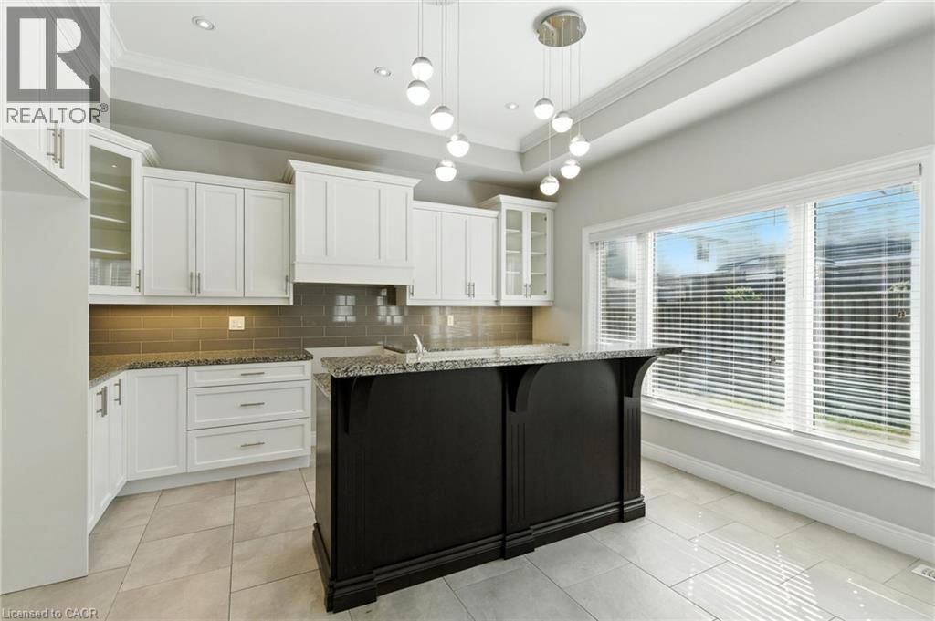 43 Riesling Court, Hamilton, Ontario  L8G 0B4 - Photo 9 - 40823182