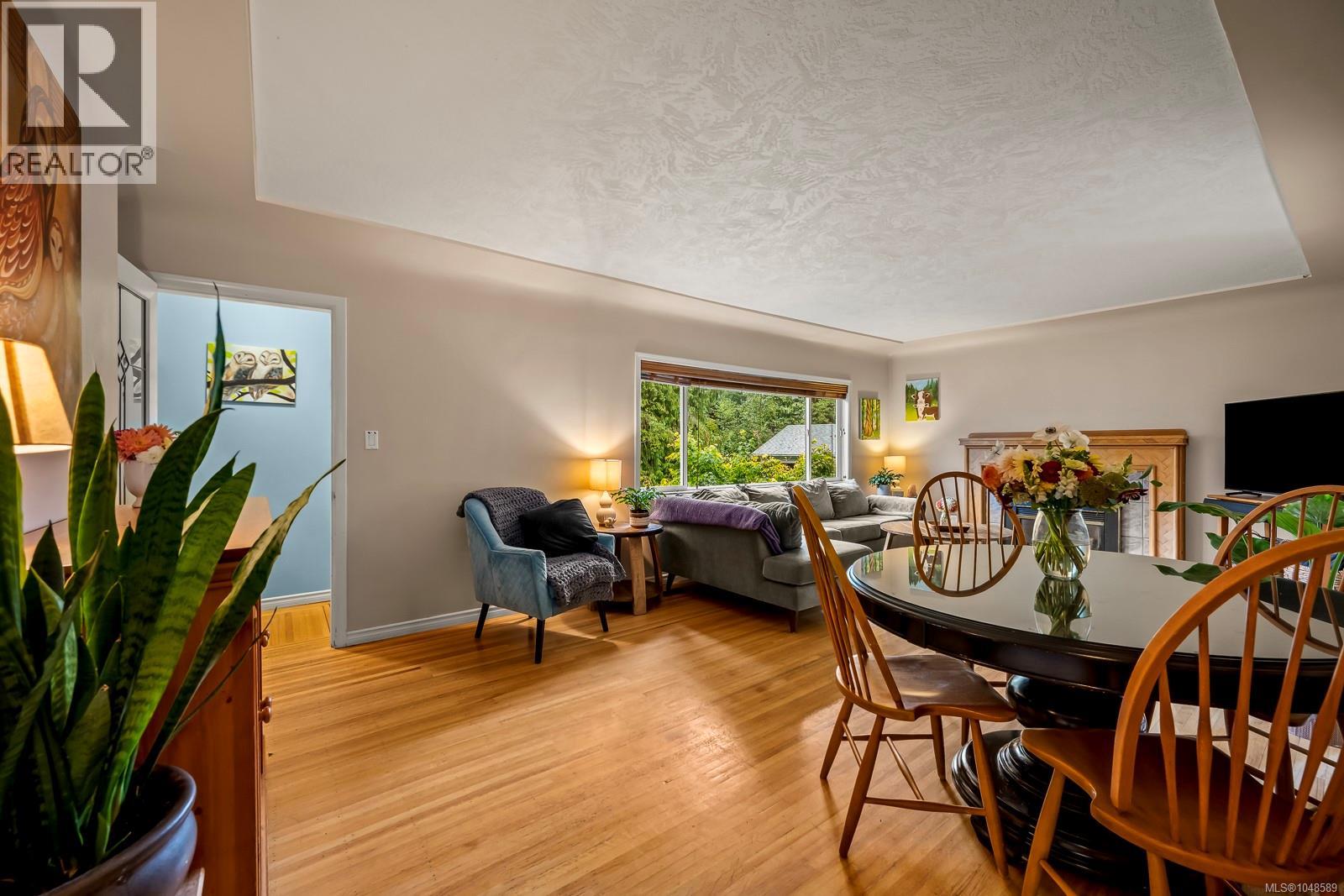 2945 Royston Rd, Cumberland, British Columbia  V0R 1S0 - Photo 10 - 1048589