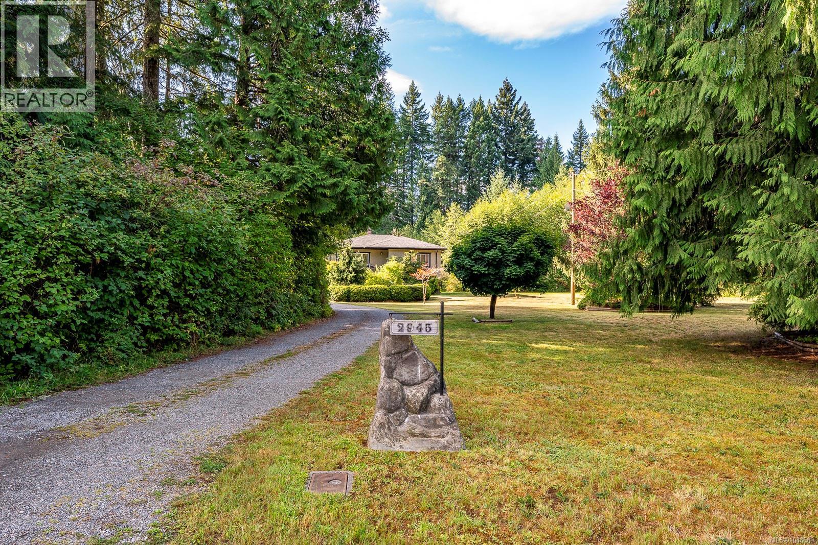 2945 Royston Rd, Cumberland, British Columbia  V0R 1S0 - Photo 3 - 1048589
