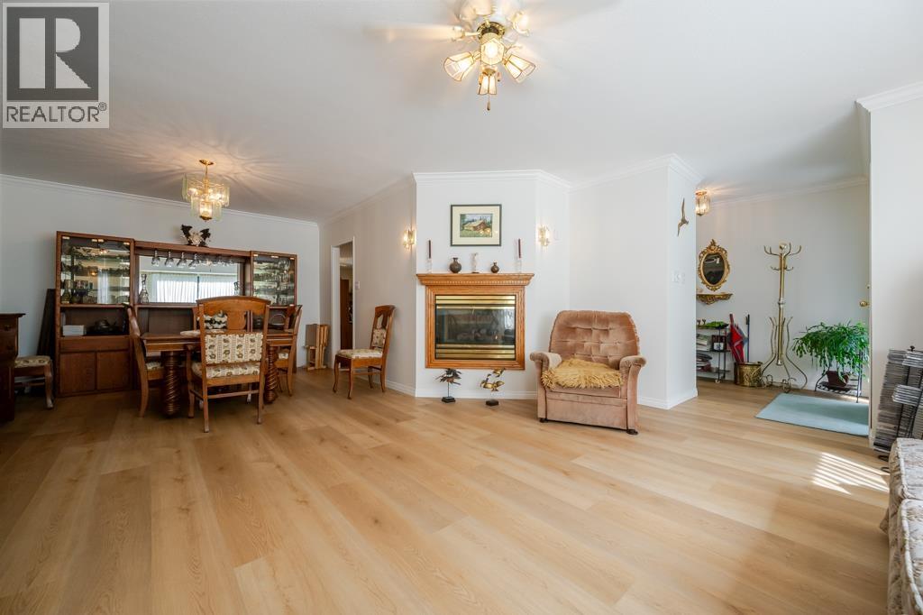 25465 Hilland Avenue, Maple Ridge, British Columbia  V4R 1G3 - Photo 5 - R3160802