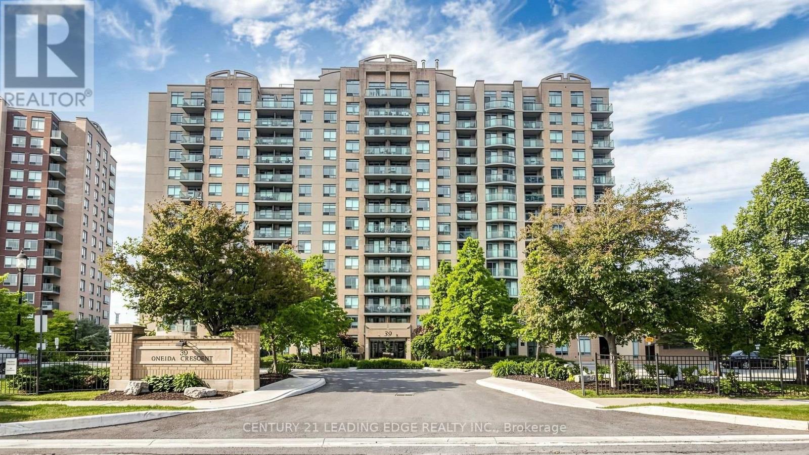 212 - 39 ONEIDA CRESCENT, Richmond Hill, Ontario