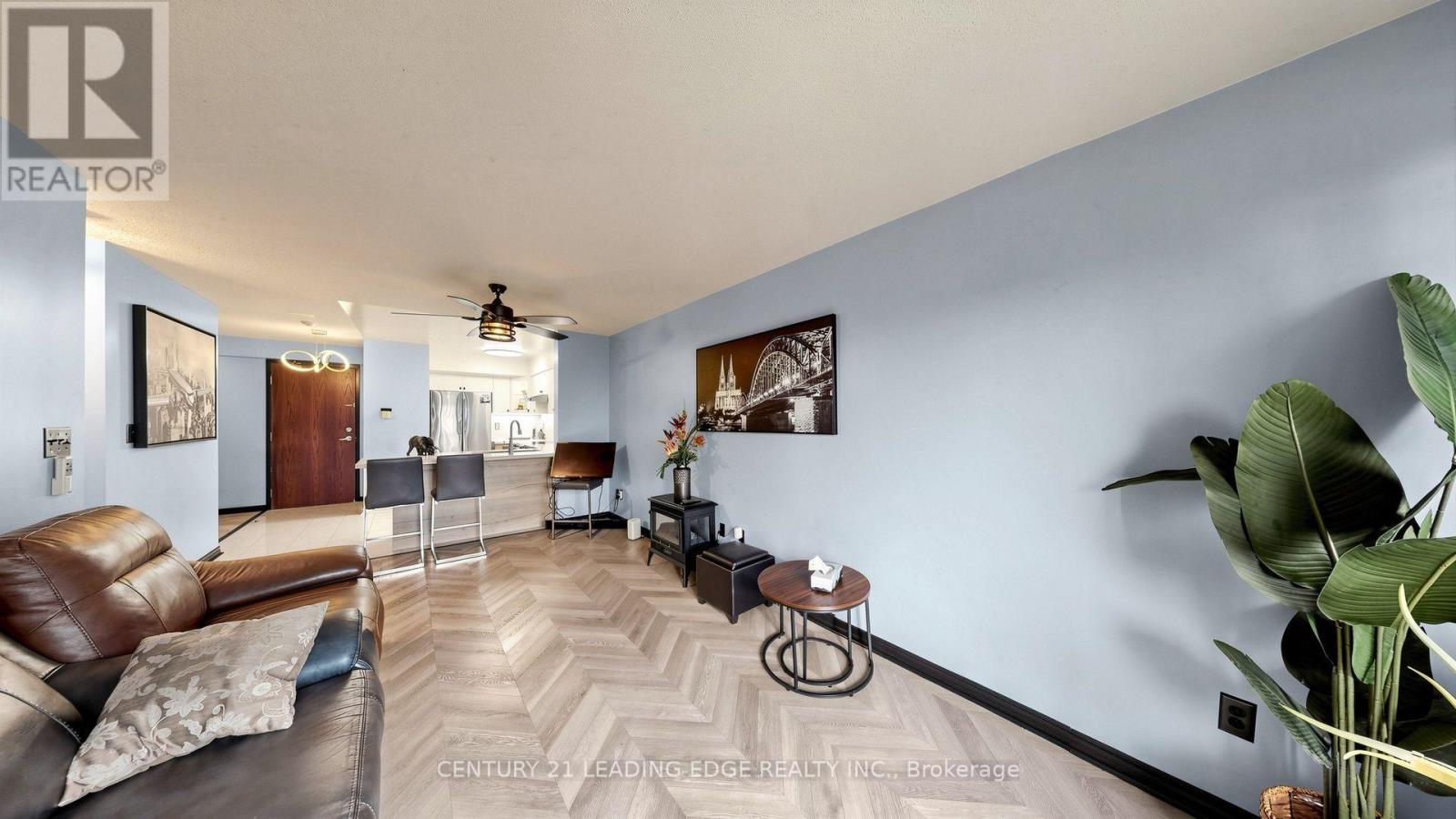 212 - 39 Oneida Crescent, Richmond Hill, Ontario  L4B 4T9 - Photo 19 - N13741784