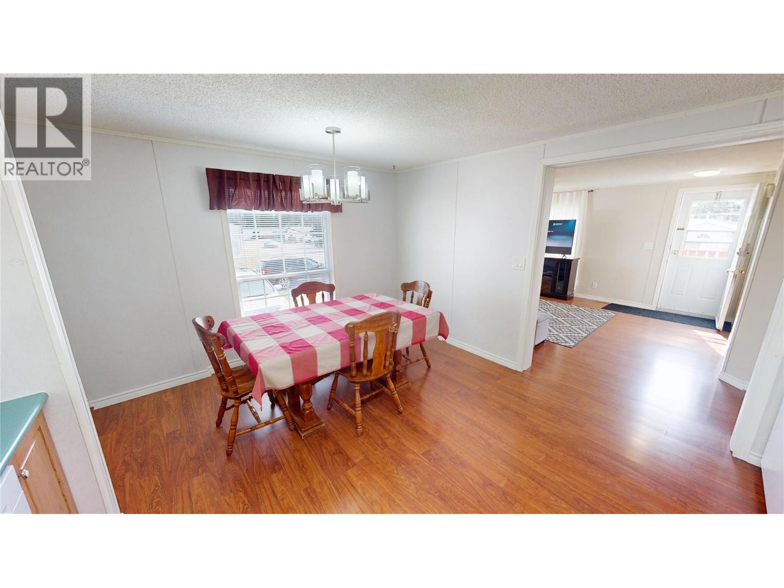 399 Mission Place, Cranbrook, British Columbia V1C 6M9 - Photo 8 - 10399710