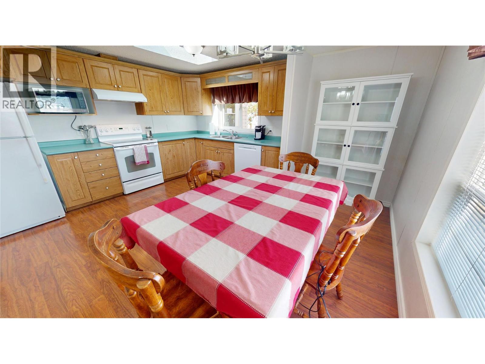 399 Mission Place, Cranbrook, British Columbia V1C 6M9 - Photo 9 - 10399710