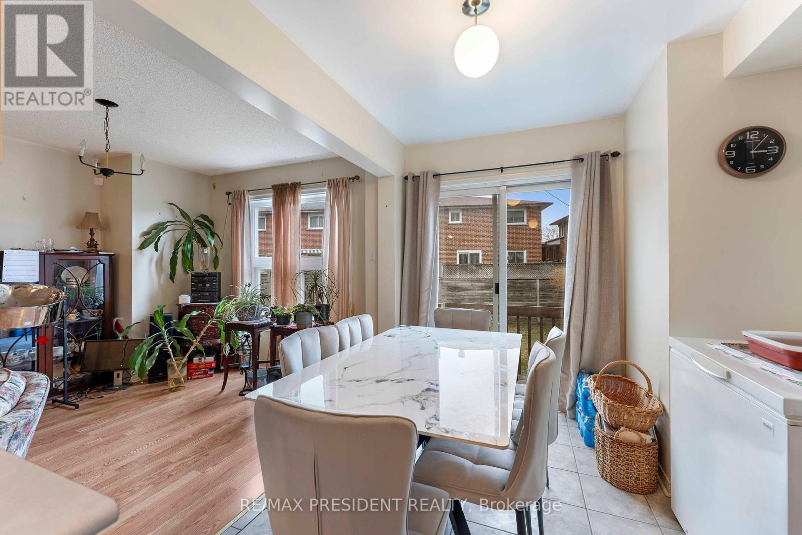 26 Mattari Court, Toronto, Ontario  M9W 7C6 - Photo 11 - W13741754