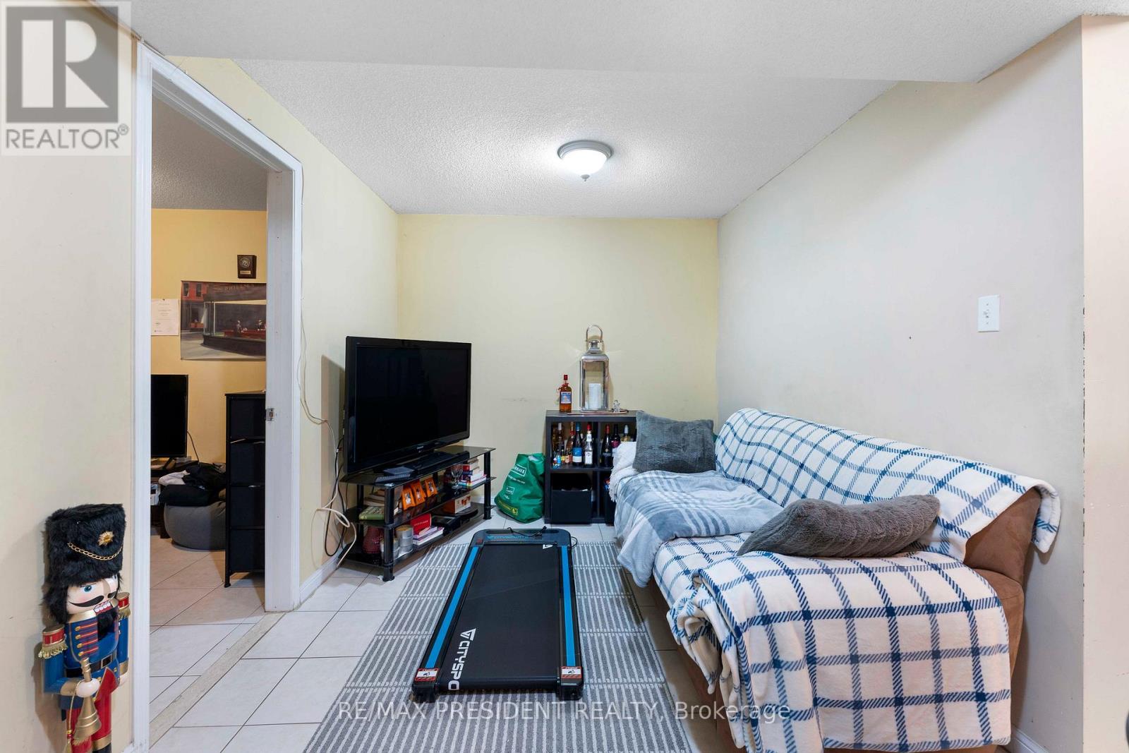 26 Mattari Court, Toronto, Ontario  M9W 7C6 - Photo 33 - W13741754