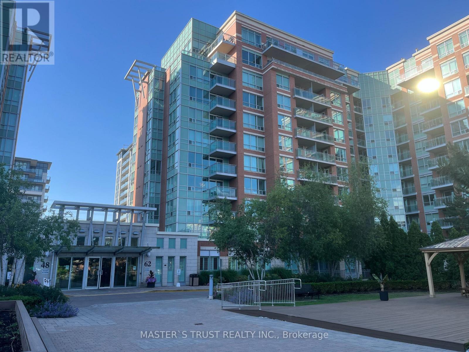 522 - 62 SUNCREST BOULEVARD, Markham, Ontario