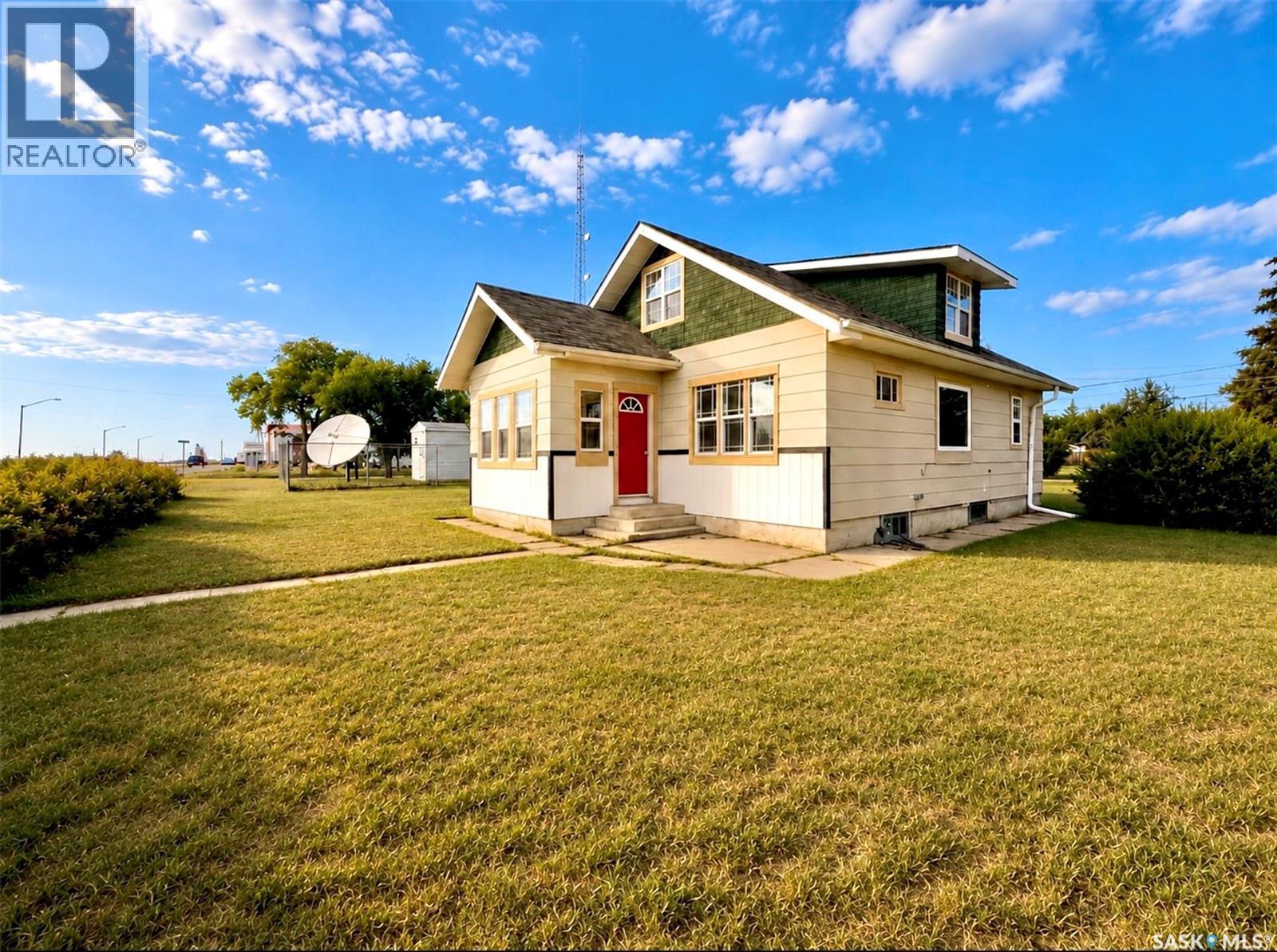 1110 Railway Street, Davidson, Saskatchewan  S0G 1A0 - Photo 2 - SK047457