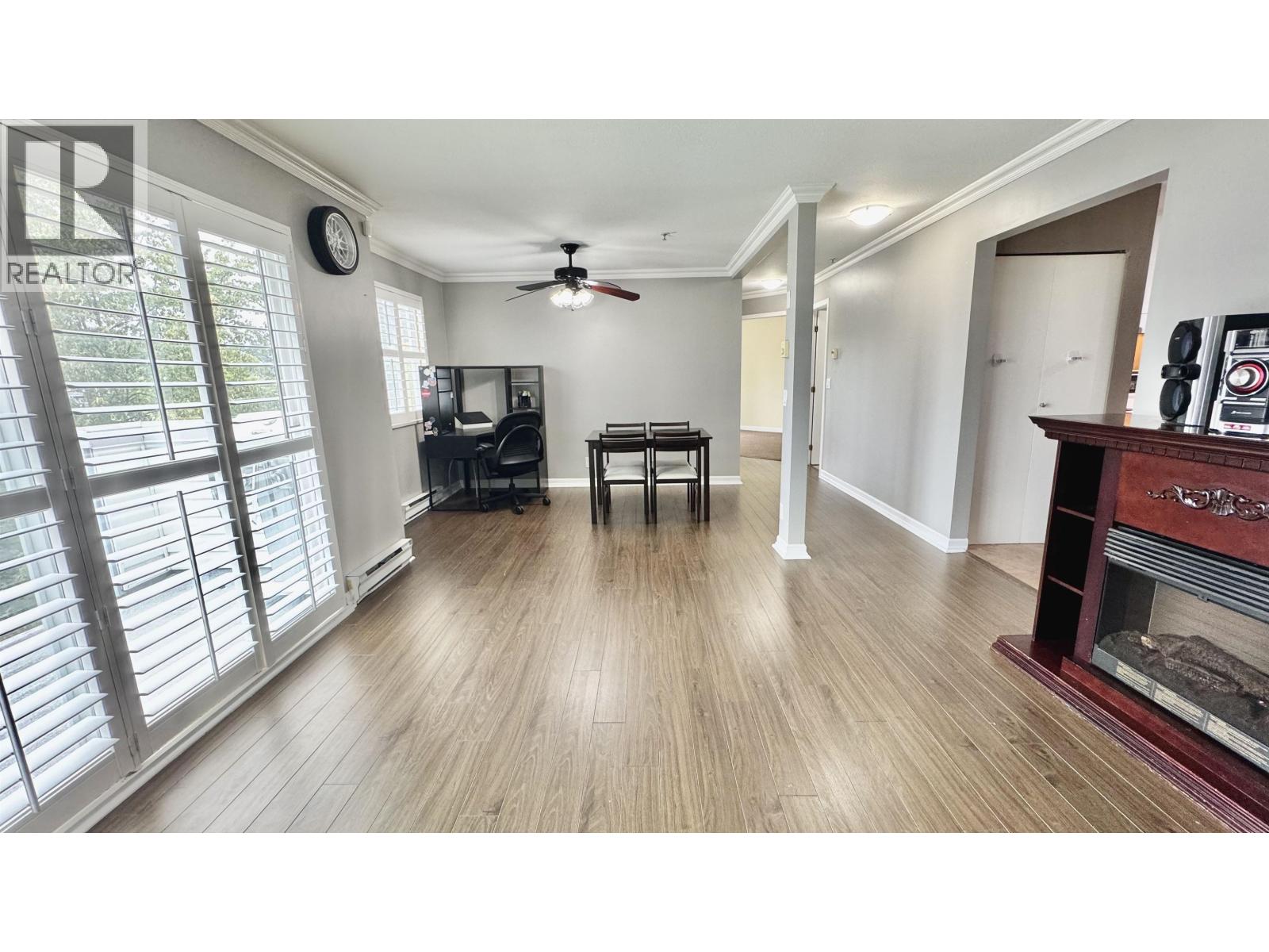 403 2983 Cambridge Street, Port Coquitlam, British Columbia  V3B 7N7 - Photo 3 - R3161250