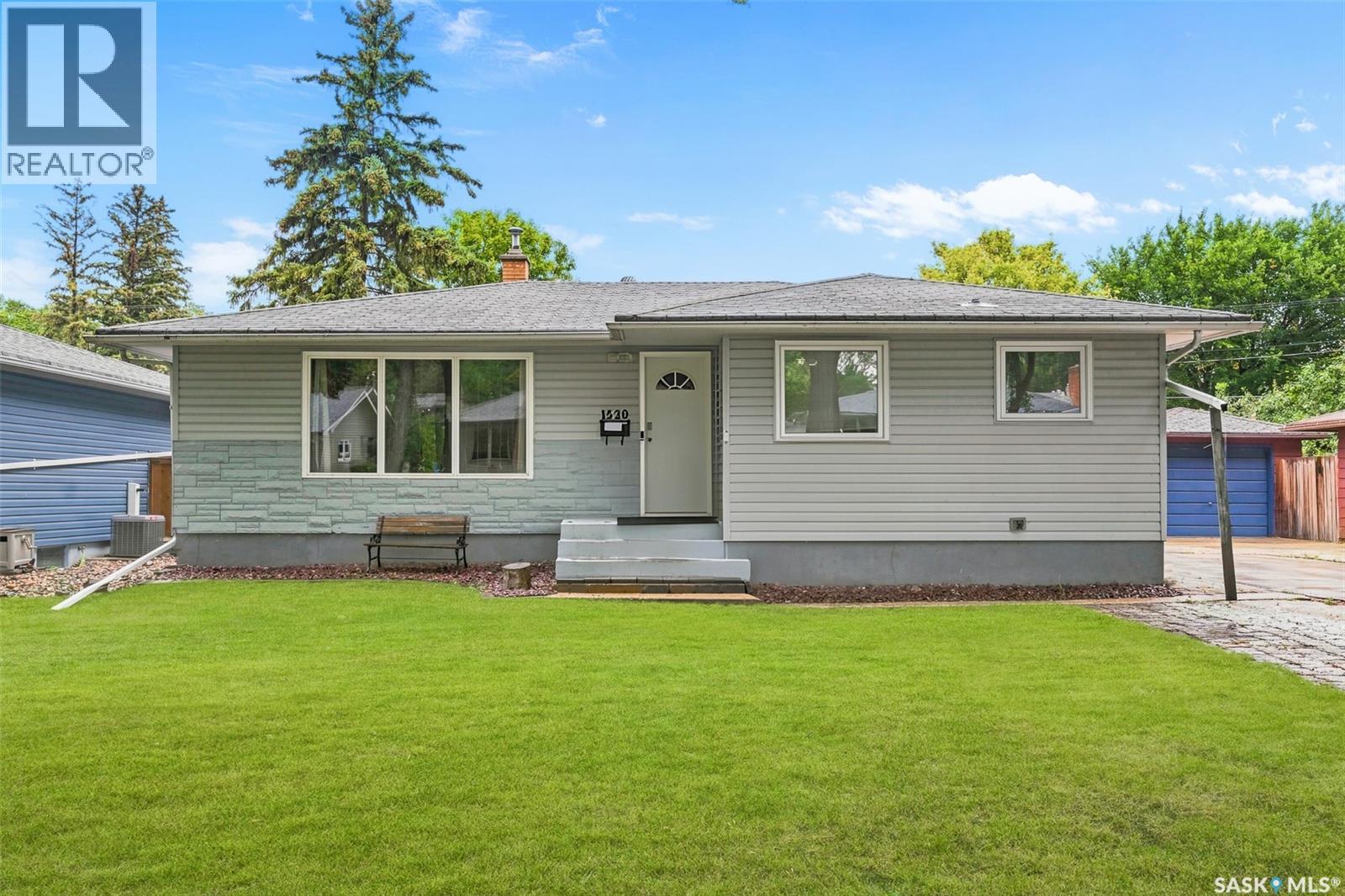 1520 Uhrich Avenue, Regina, Saskatchewan  S4S 4R5 - Photo 1 - SK047365