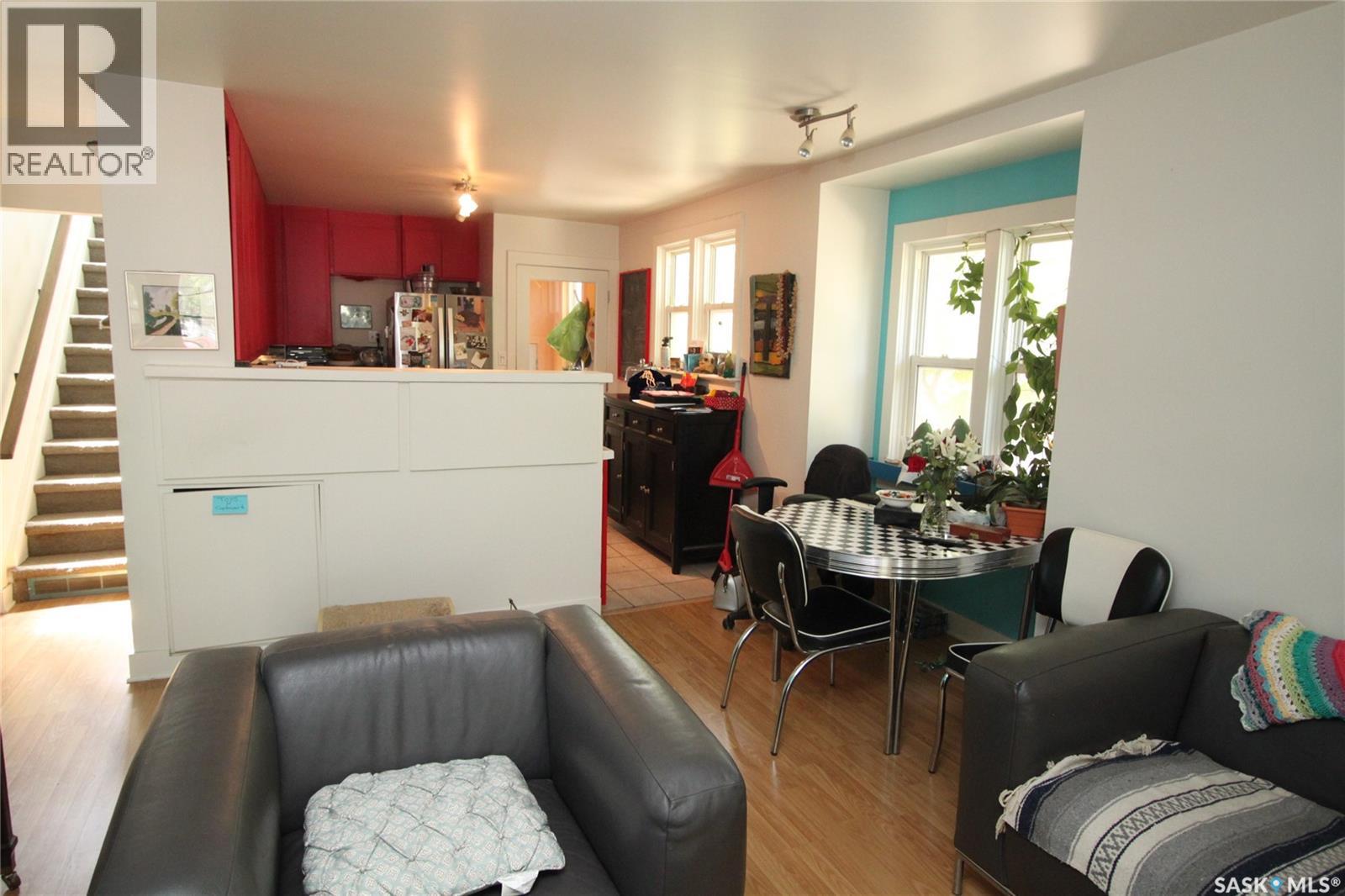 612 7th Street E, Saskatoon, Saskatchewan  S7H 0X9 - Photo 2 - SK046993