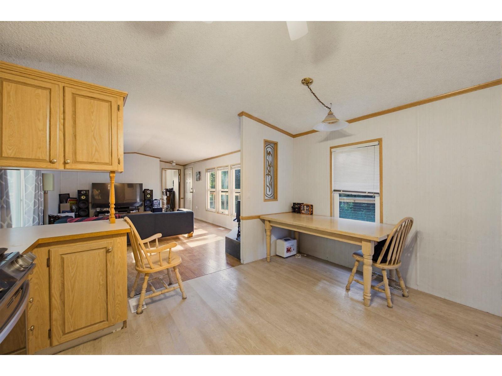 521 200 Street, Langley, British Columbia  V2Z 1V9 - Photo 15 - R3126657