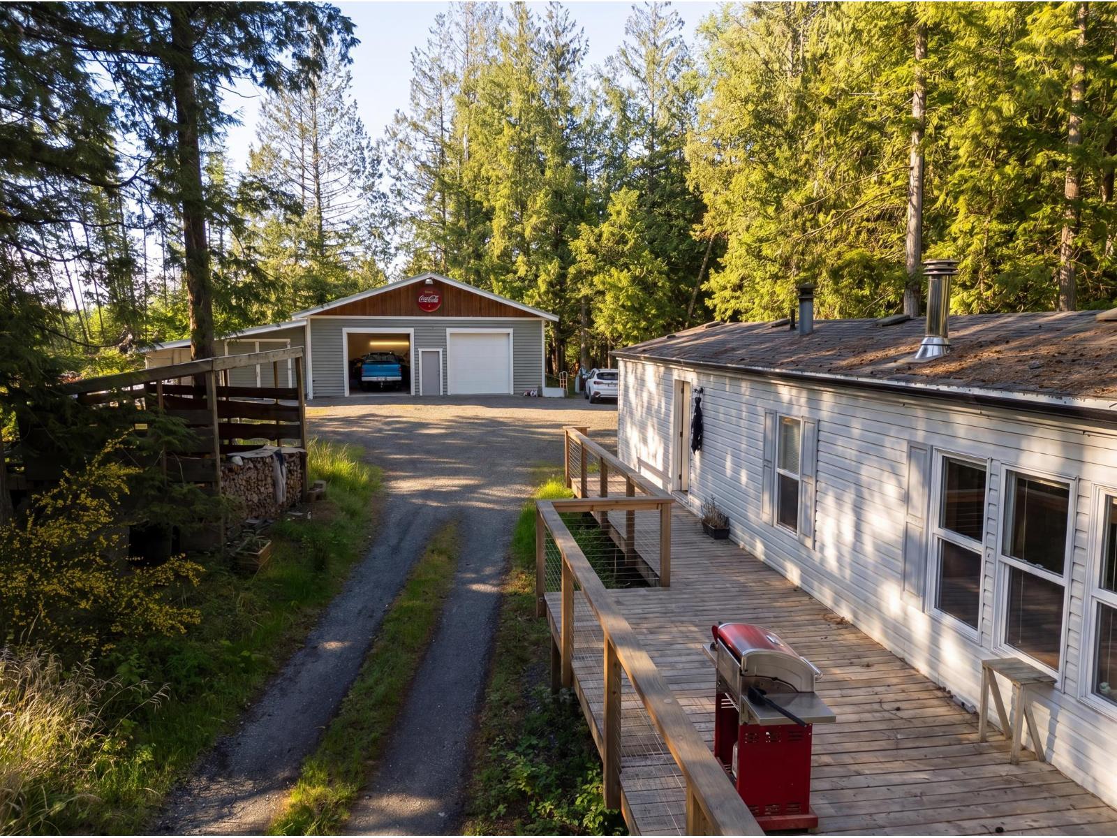 521 200 STREET, langley, British Columbia