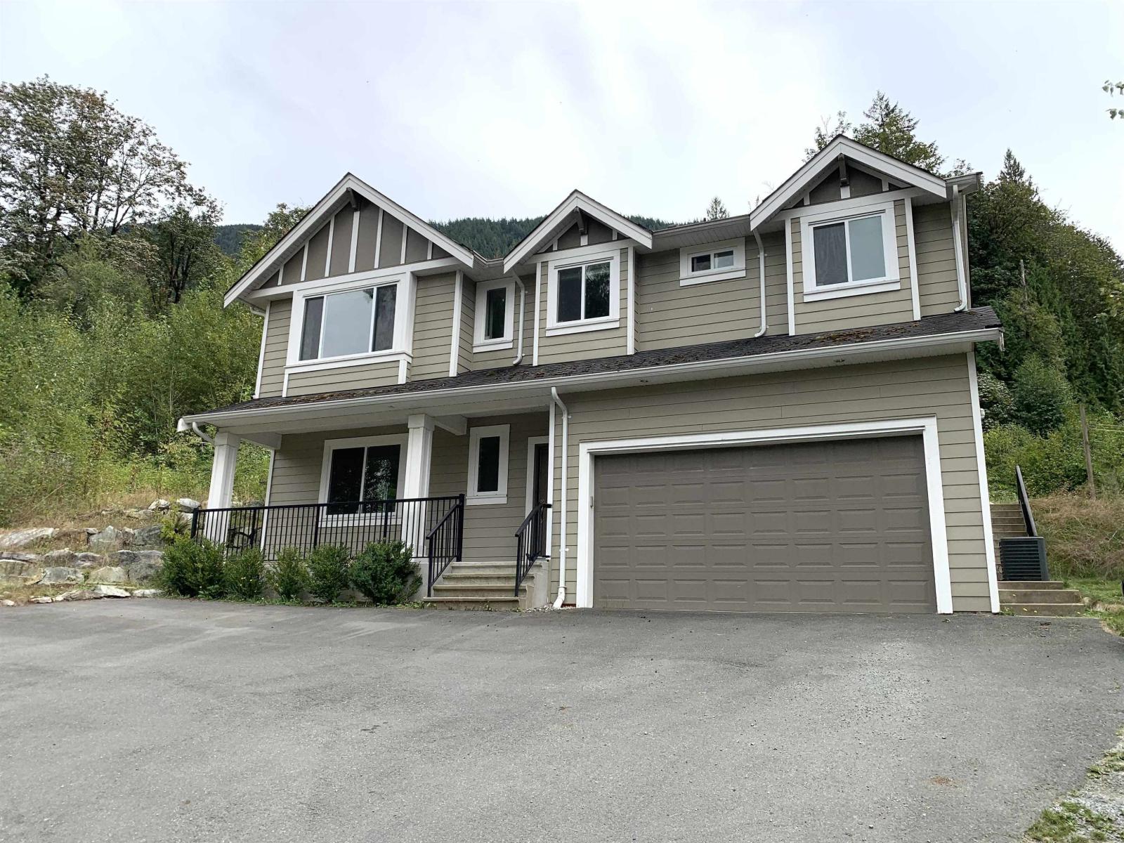 10710 Sylvester Road, Mission, British Columbia  V2V 4J1 - Photo 2 - R3161079