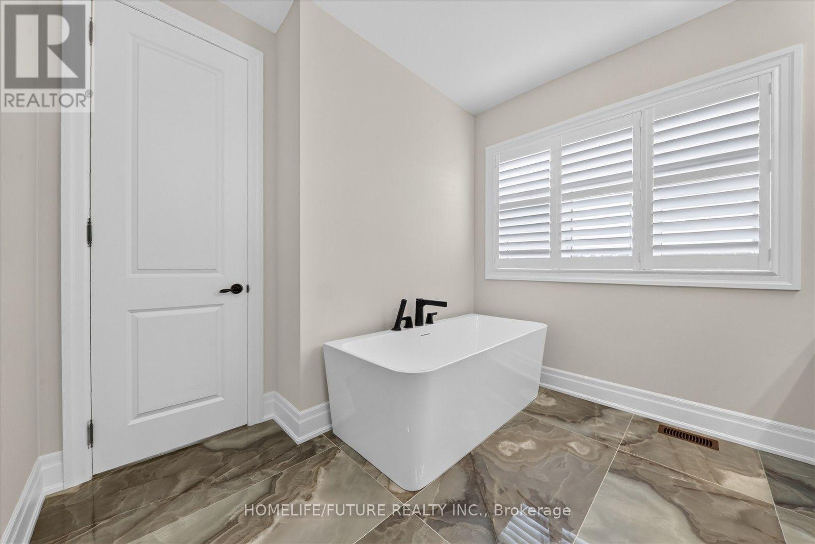 2939 Grindstone Crescent, Pickering, Ontario  L1X 0R5 - Photo 27 - E13738552