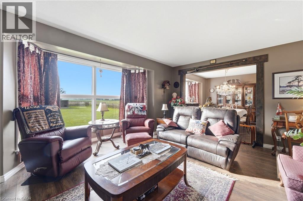 4276 Westbrook Road, Binbrook, Ontario  L0R 1C0 - Photo 6 - 40860194