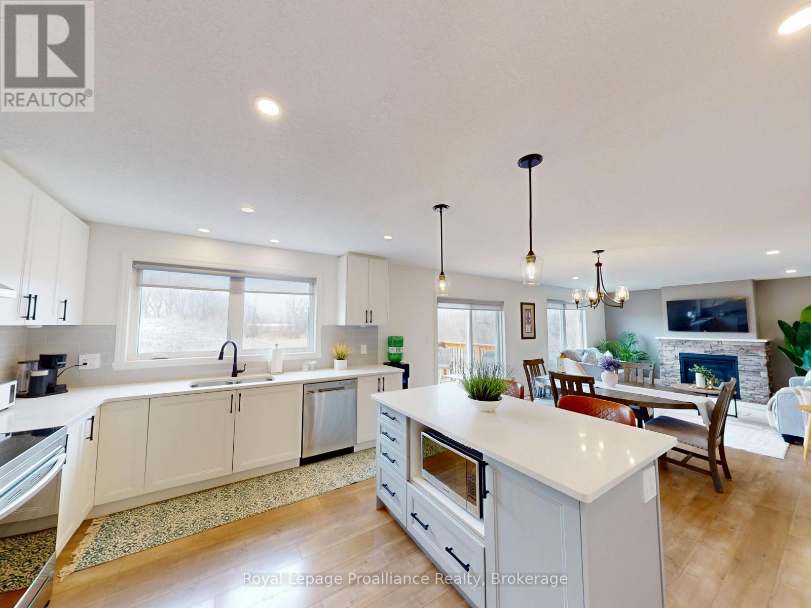 55 Lanark Drive, Belleville, Ontario  K8N 0G8 - Photo 13 - X13742068