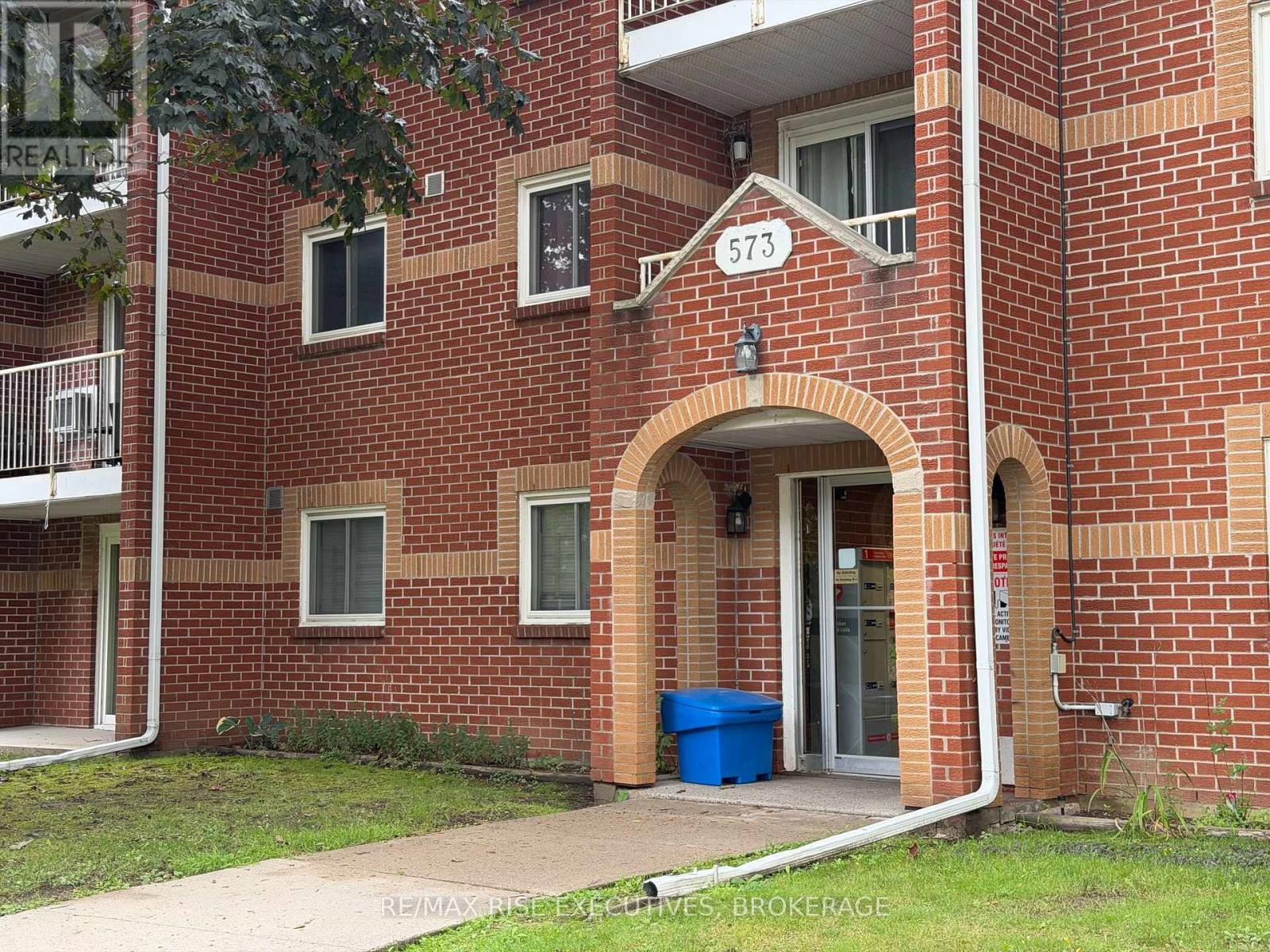 101 - 573 ARMSTRONG ROAD, Kingston, Ontario