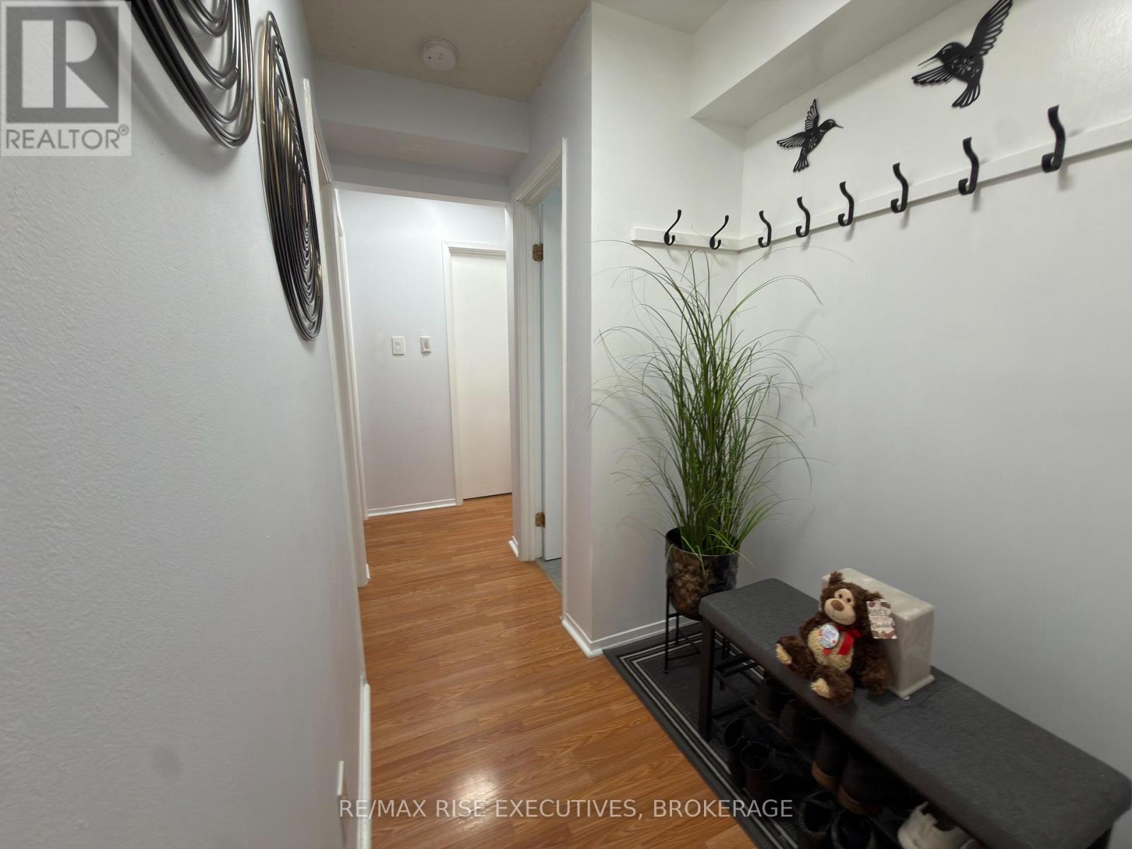 101 - 573 Armstrong Road, Kingston, Ontario  K7M 8J8 - Photo 2 - X13741894