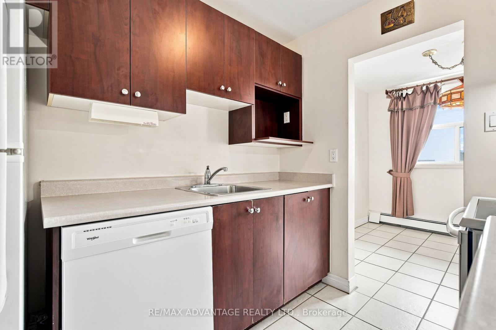 1005 - 931 Wonderland Road S, London South, Ontario  N6K 2X6 - Photo 14 - X13741938