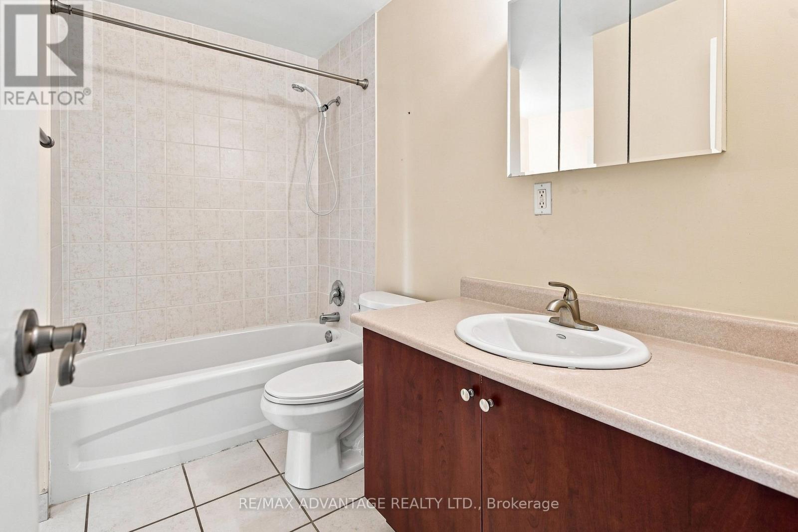 1005 - 931 Wonderland Road S, London South, Ontario  N6K 2X6 - Photo 24 - X13741938
