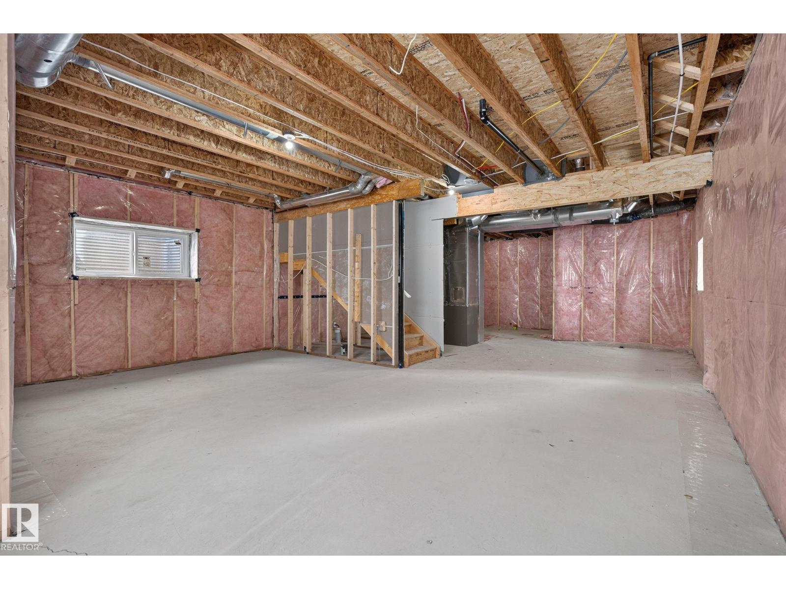 63 SILVERSTONE DR