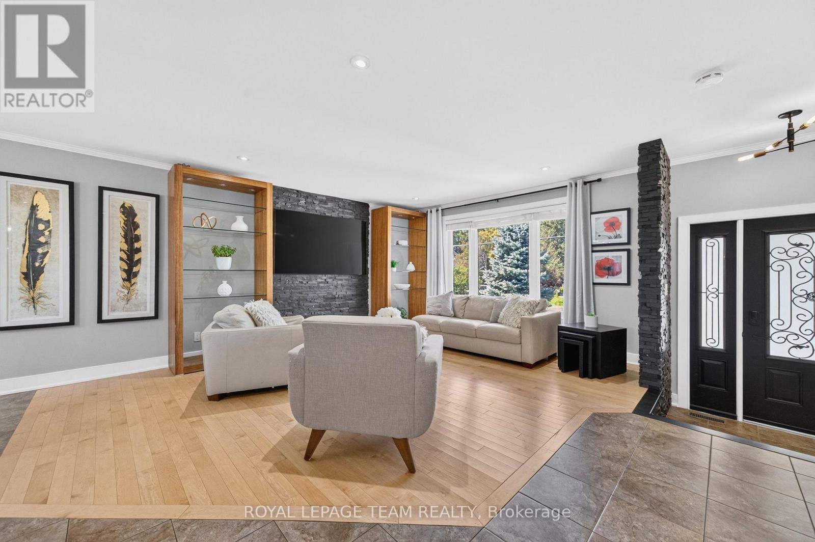 105 Brae Crescent, Ottawa, Ontario  K2S 1P1 - Photo 4 - X13742070