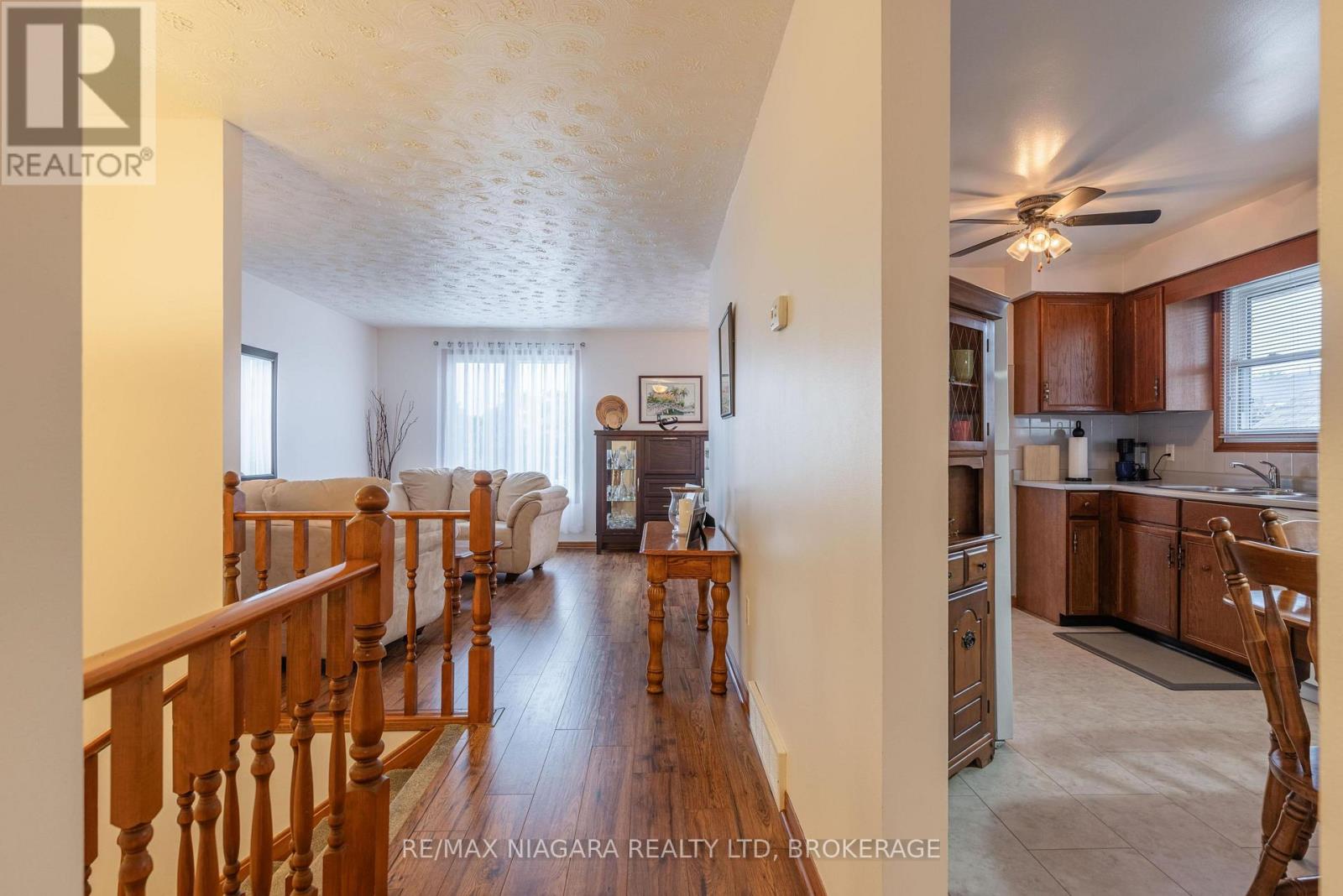 7851 Chorozy Street, Niagara Falls, Ontario  L2H 2N6 - Photo 11 - X13741950