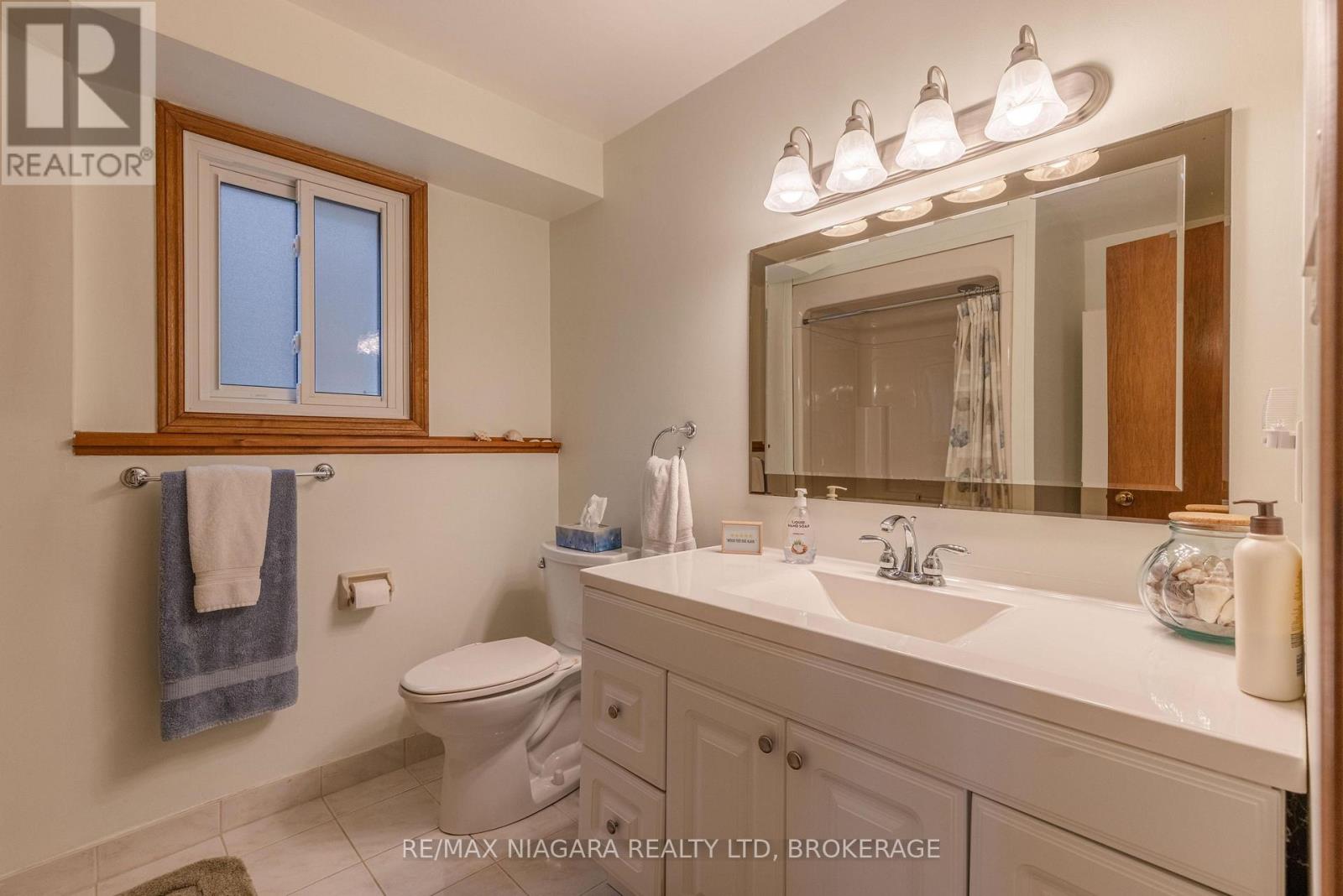 7851 Chorozy Street, Niagara Falls, Ontario  L2H 2N6 - Photo 26 - X13741950