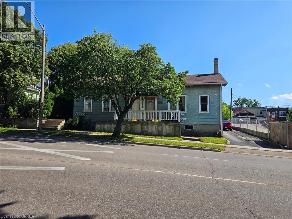 217-219 DALHOUSIE Street, Brantford, Ontario