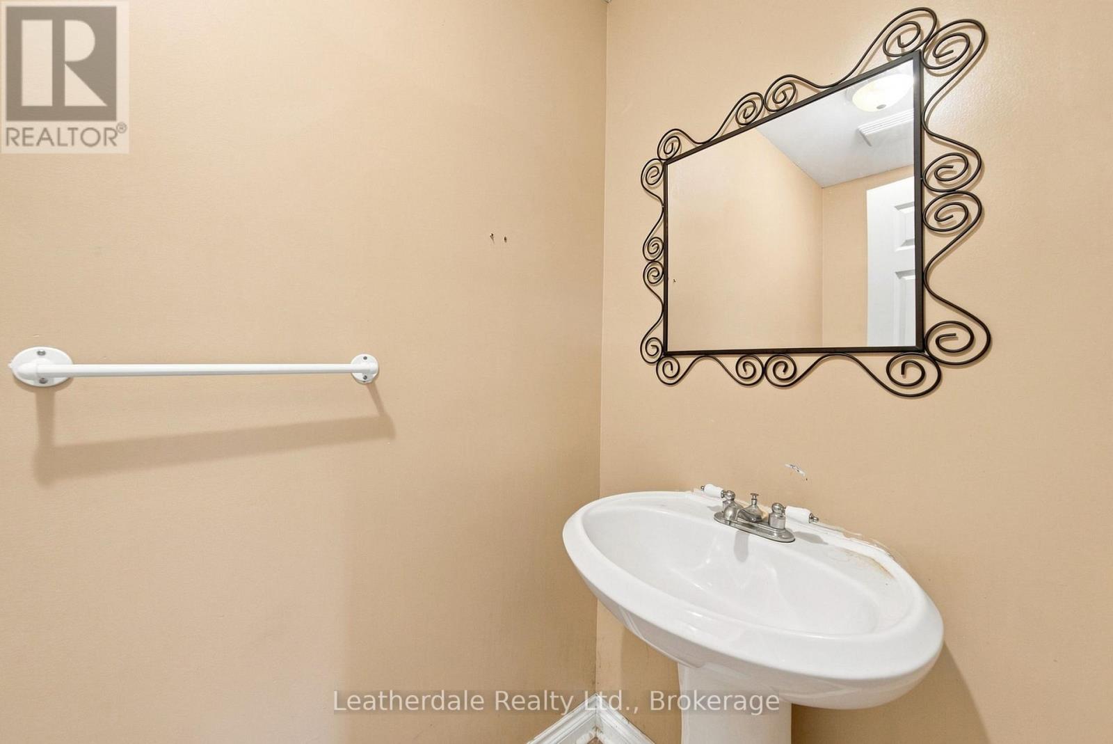 336 Forest Avenue N, Orillia, Ontario  L3V 3Y7 - Photo 10 - S13742100
