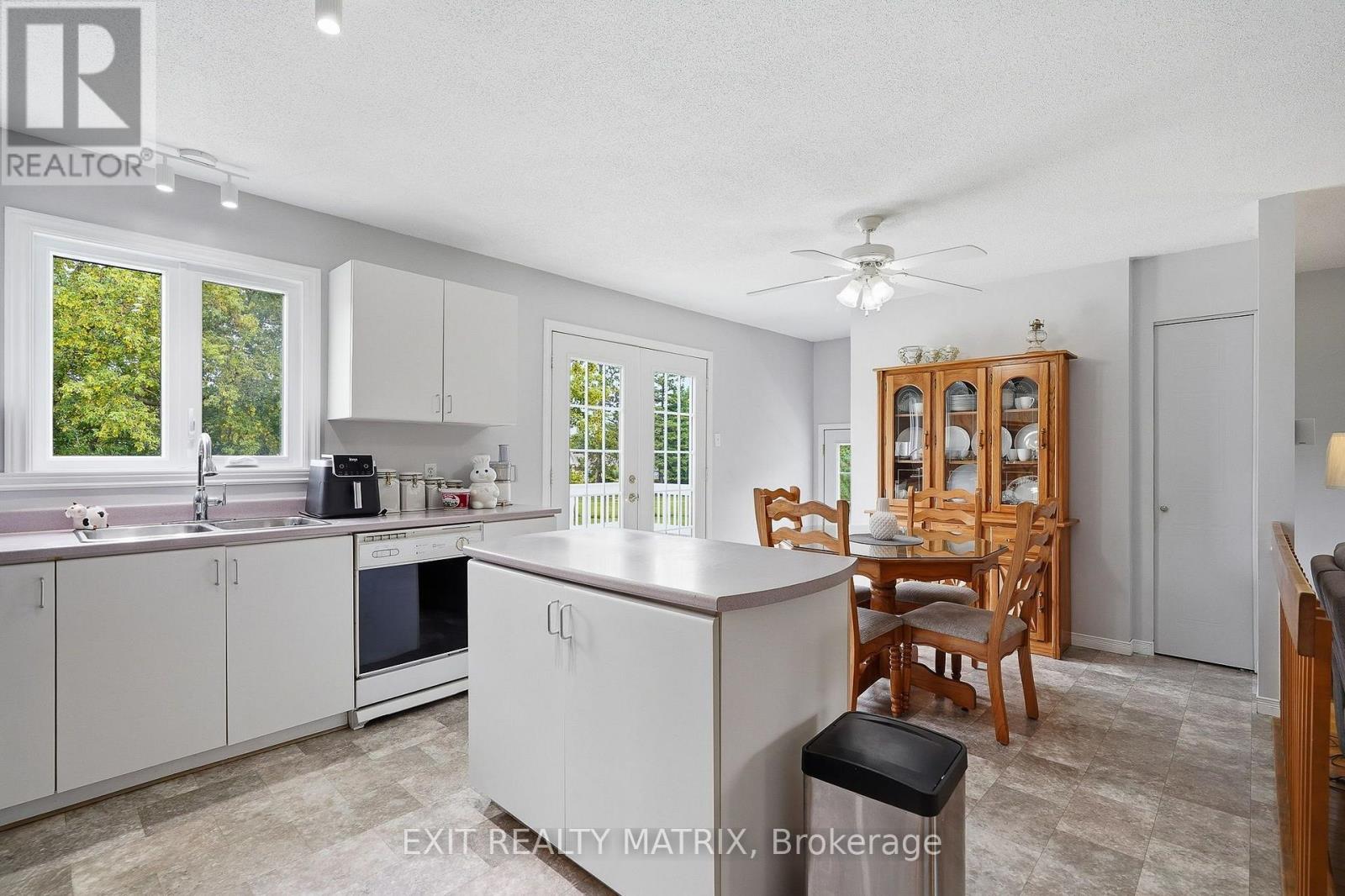 33 Frost Avenue, Hawkesbury, Ontario  K6A 2T4 - Photo 13 - X13742058